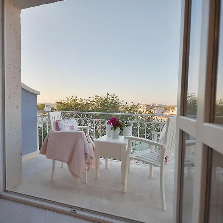 Отель Port Deniz 5*